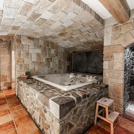 Chalet Alpina *